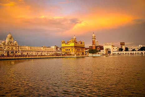 Ghaziabad to Amritsar Taxi